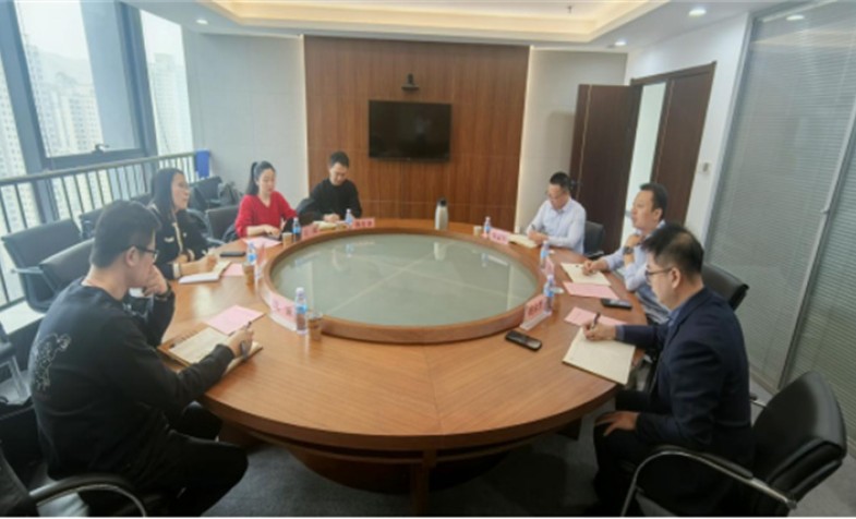 漯河浦口经济开发有限公司副总经理牛东芳一行来我公司座谈互换